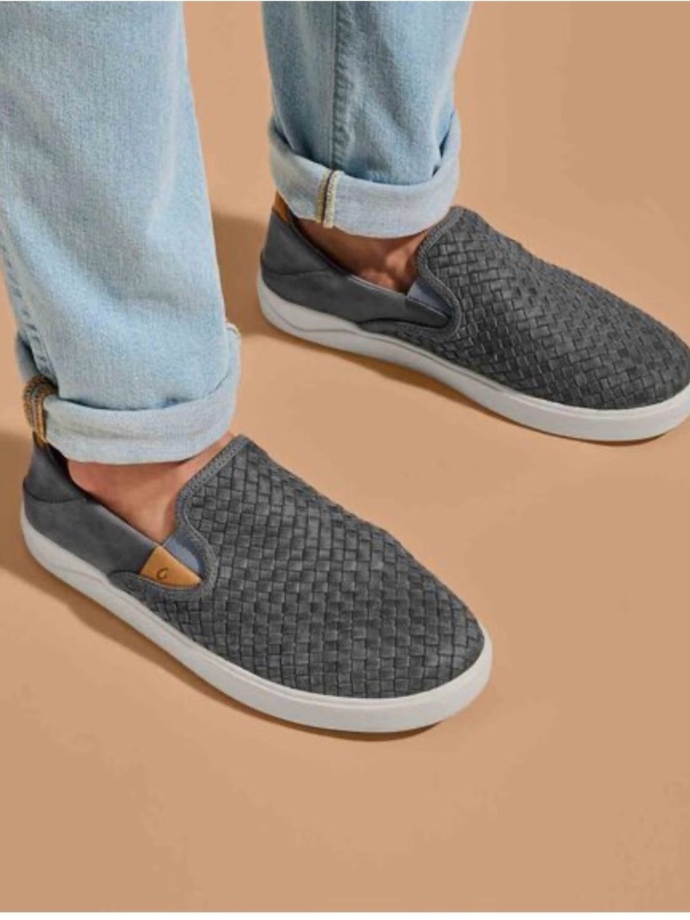 OluKai Lae‘ahi Lauhala Slip On Shoes Men’s 10.5 Gray Leather Woven